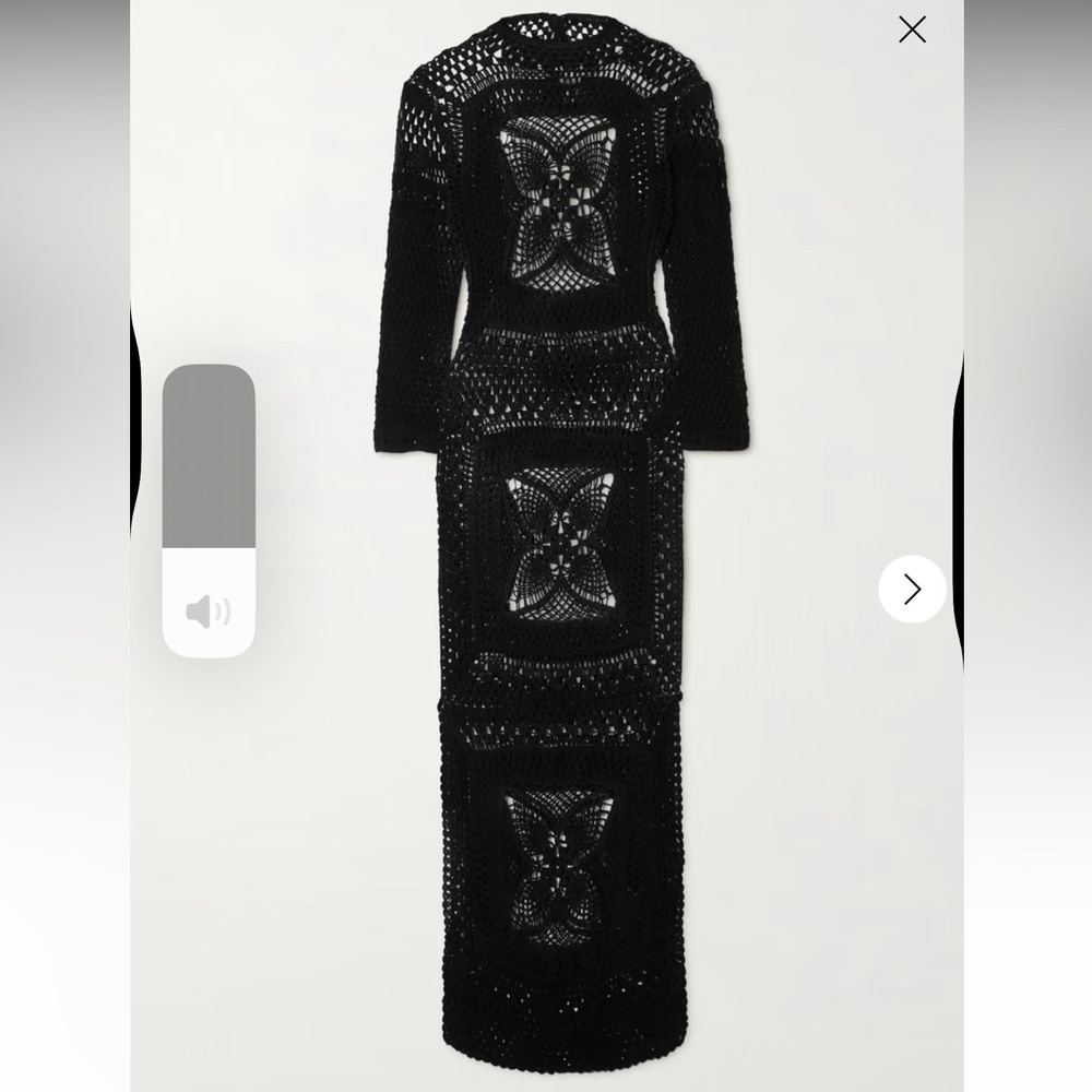 ALIX PINHO
Lucy crocheted cotton maxi dress